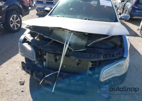 2011 Chrysler 300 Limited z USA, uszkodzony, nr VIN 2C3CA5CG6BH547065